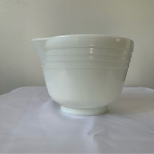 Vintage‎ Pyrex • Hamilton Beach Mixer Bowl